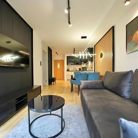 Rentplanet - Kilinskiego Apartment